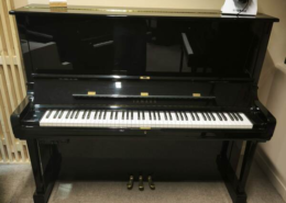 YAMAHA SU 7 Silent Noir (PE) Occasion