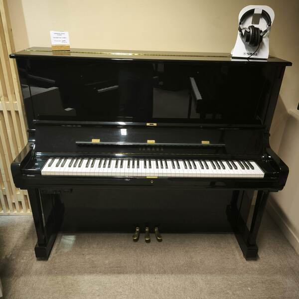 YAMAHA SU 7 Silent Noir (PE) Occasion YAMAHA SU 7 Silent Noir (PE) Occasion